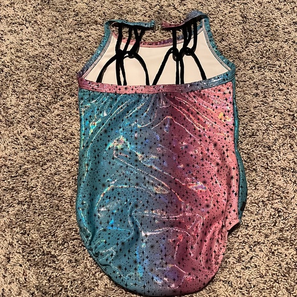 sylvia p leo - Picture 3 of 4